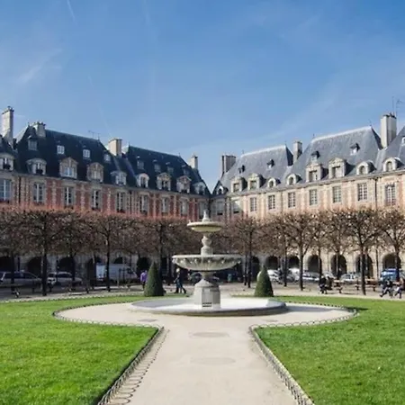 شقة 07 Grand On The Place Des Vosges