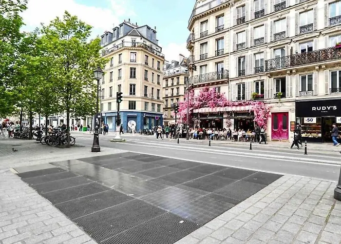 07 Grand On The Place Des Vosges * 파리